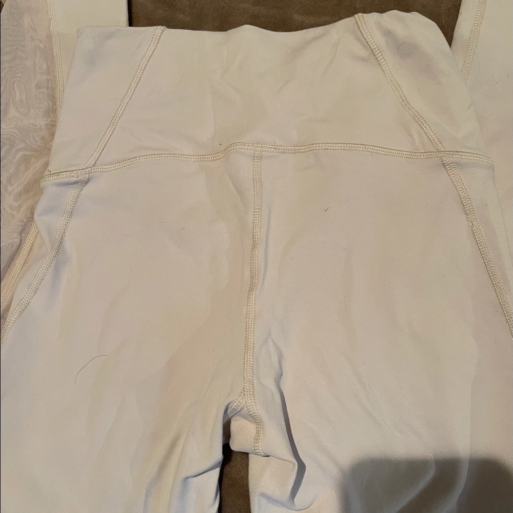 Cream/tanish leggings